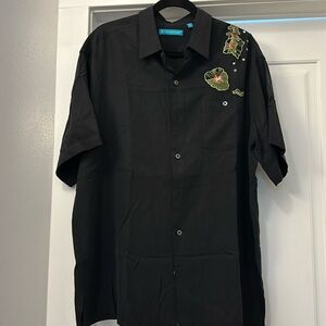 EUC Tori Richard Christmas aloha shirt